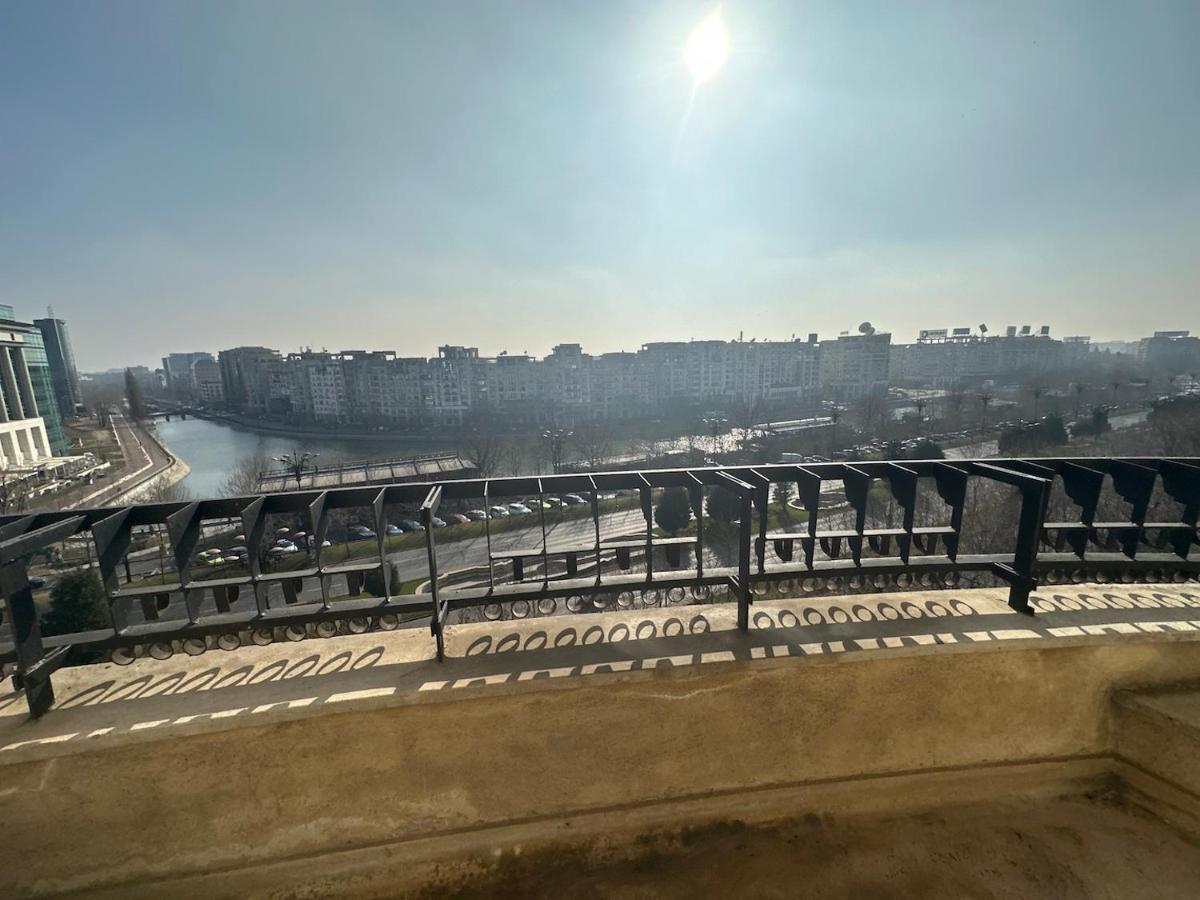בוקרשט Unirii Lake Tribunal מראה חיצוני תמונה