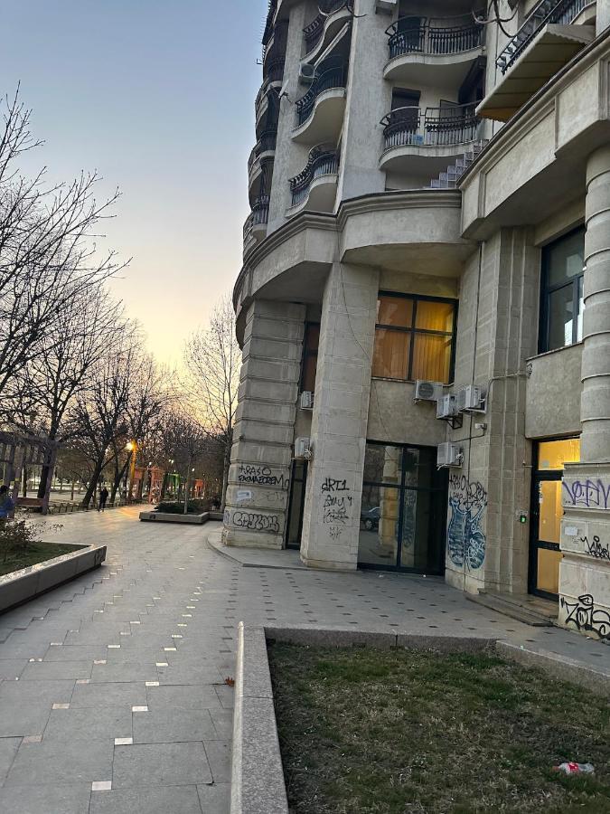 בוקרשט Unirii Lake Tribunal מראה חיצוני תמונה