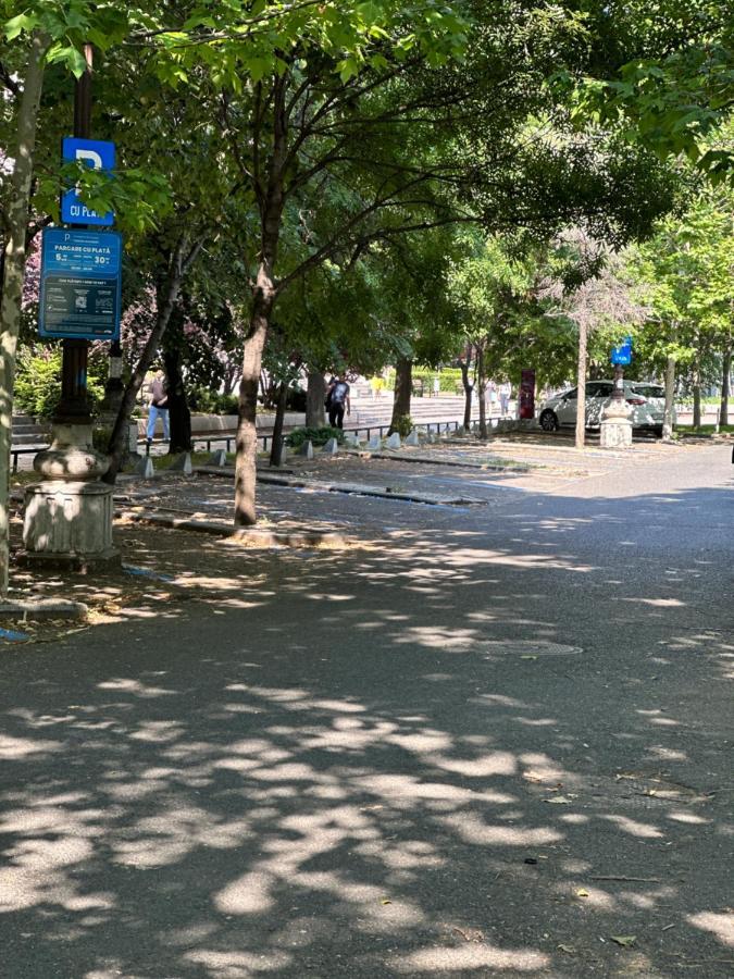 בוקרשט Unirii Lake Tribunal מראה חיצוני תמונה